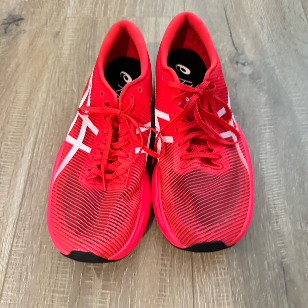 ASICS Metaspeed Sky+